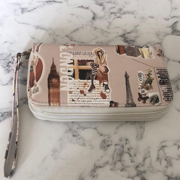 Wristlet Wallet - Picture 2 of 10